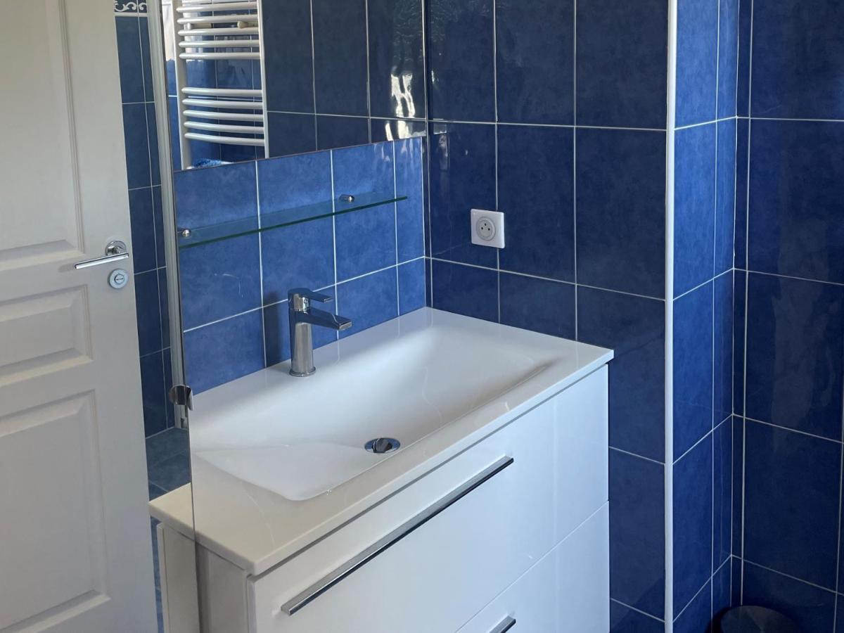 Appartement Square Pauline T3 Terrasse Vue Antibes